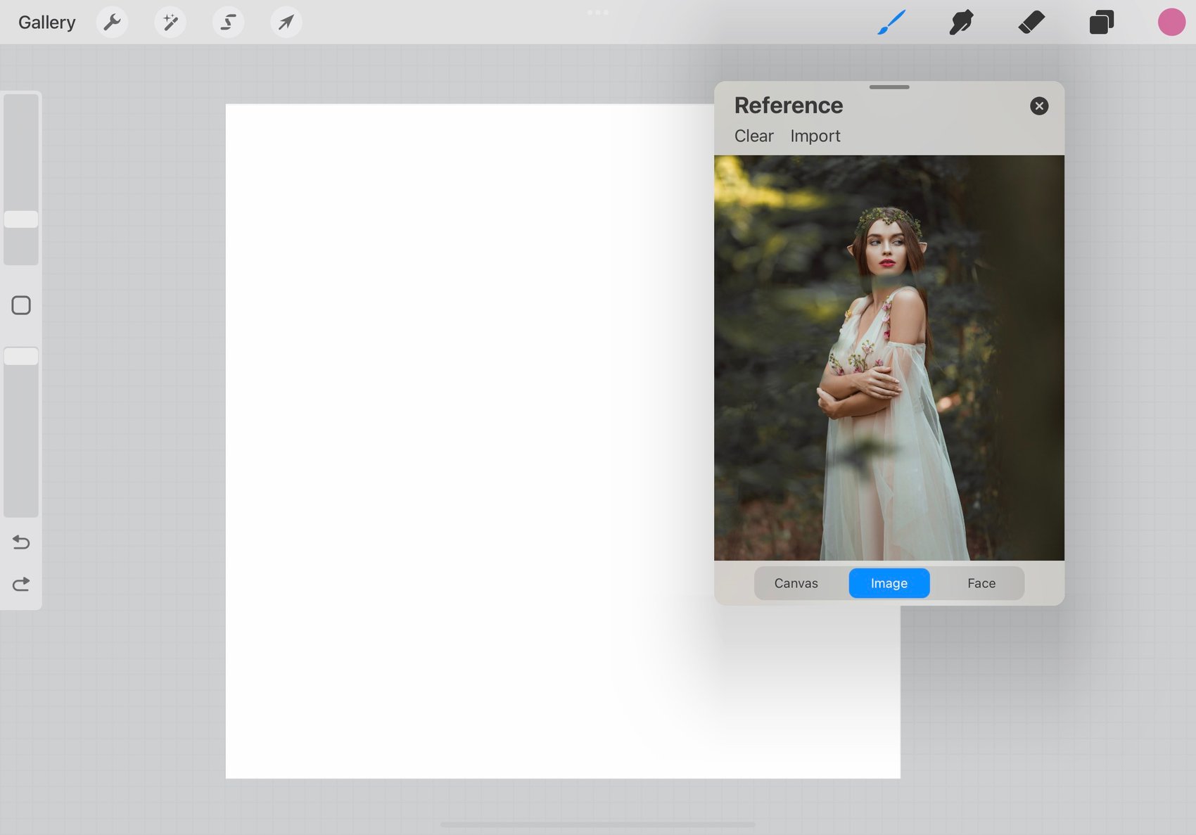 an image of an elven girl is now inside the reference box