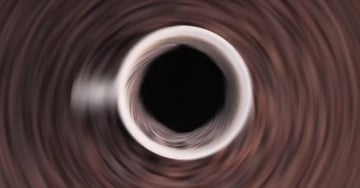 Distort and Twist Transition Thumbnail Image with DaVinci Resolve Effects.