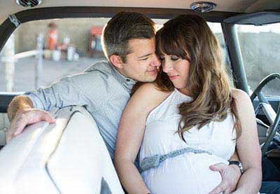 Shooting a Vintage Car Maternity Session with Children
