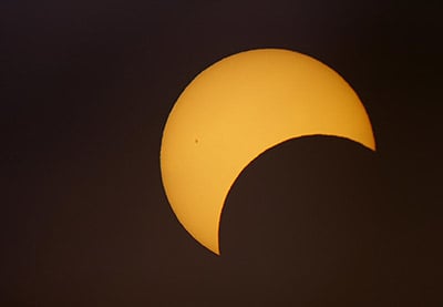 How to Photograph an Eclipse