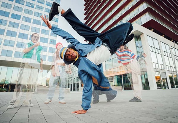 How to remove people in the background of photos