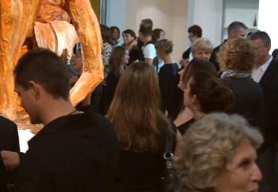 Mind the Gaps: Creating Convincing Crowd Scenes