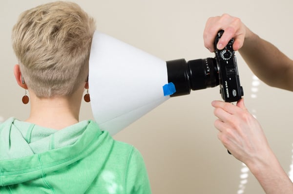 Using a light tent with a model