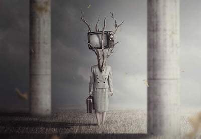 Cómo crear una manipulación fotográfica surrealista de una mujer con cabeza de televisor con Adobe Photoshop
