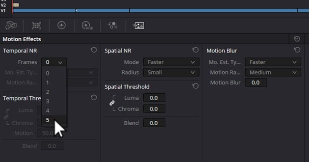 User selecting Frames Menu to reduce noise in DaVinci Resolve.