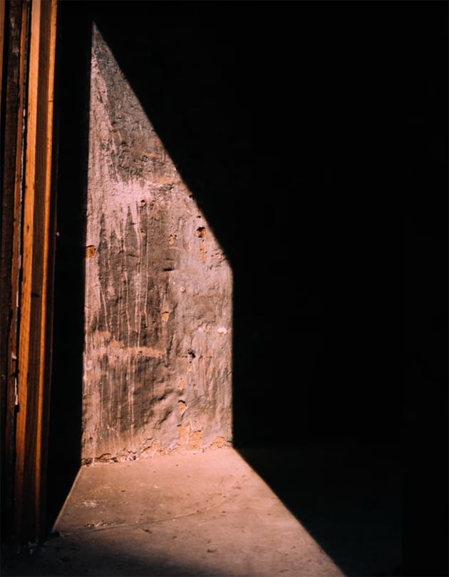 leading lines from light and shade