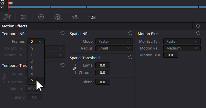 User selecting Frames Menu to reduce noise in DaVinci Resolve.