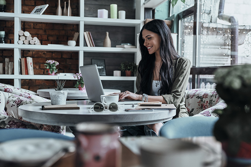 Learn how to start a successful blog. Image source: Envato Elements